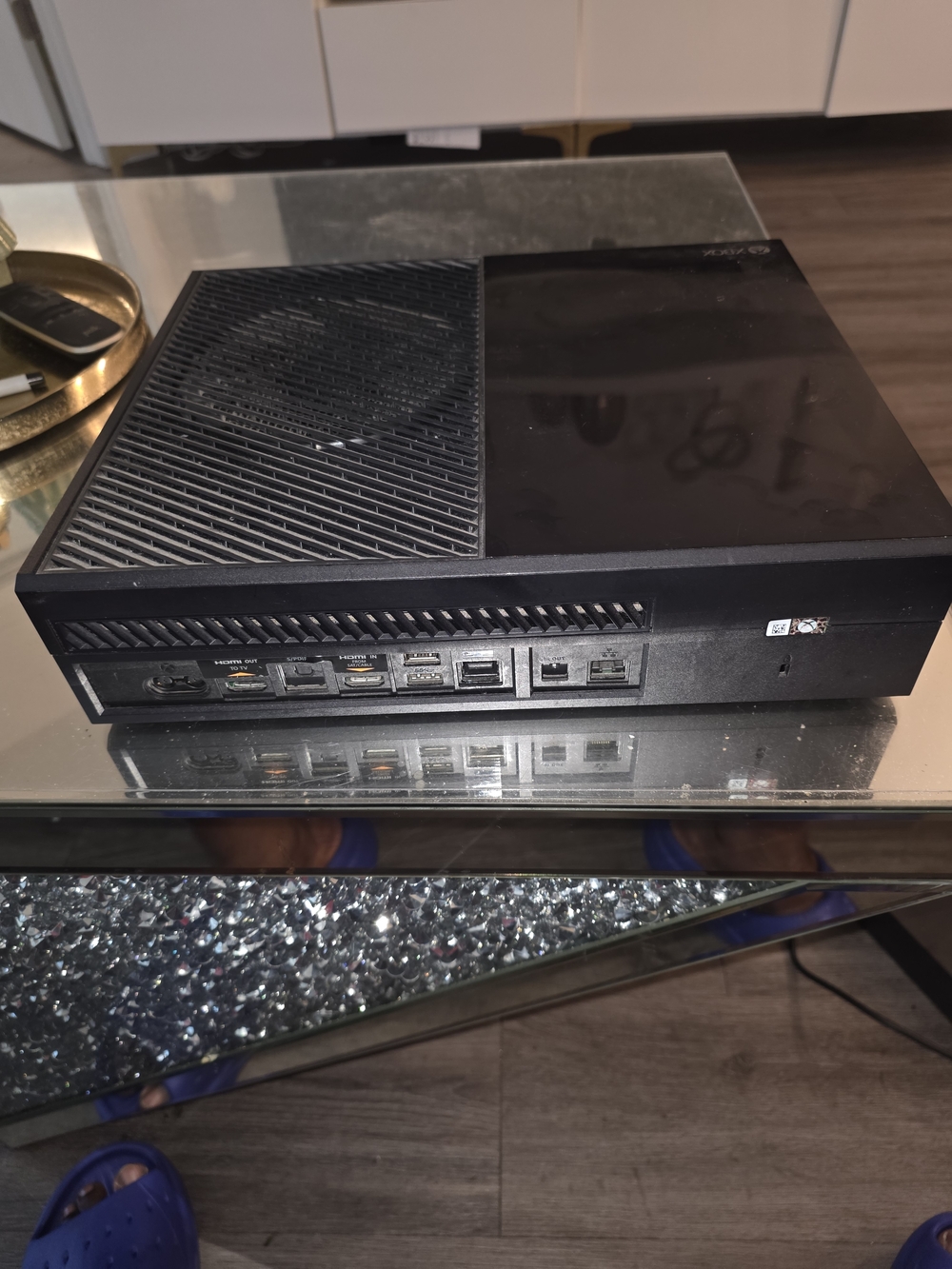 Xbox One Console  Bundle - Picture 2 of 8